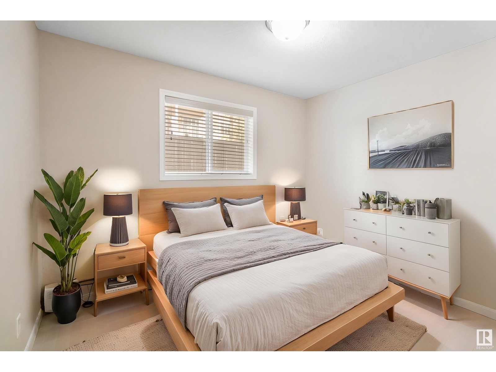 #129 4210 139 AV NW, Edmonton