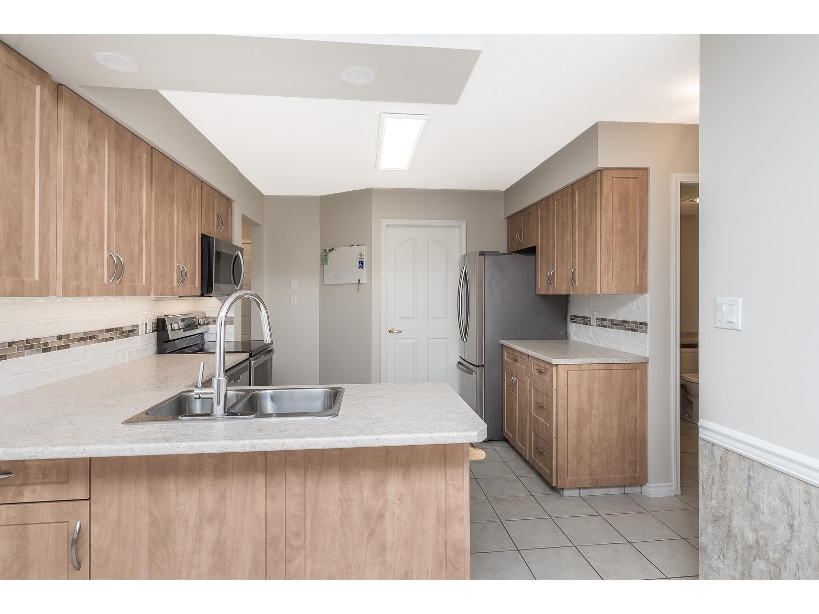 Photo 10 of 209 32145 Old Yale Road, Abbotsford BC