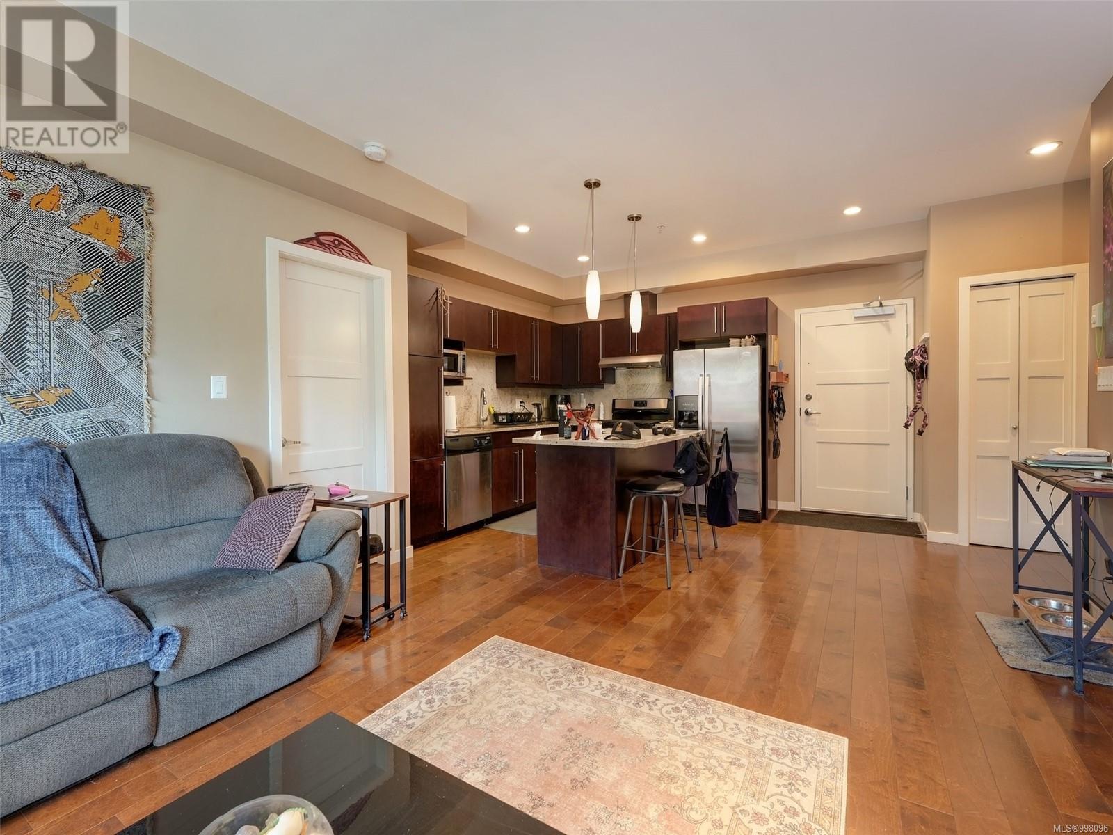 305 6591 Lincroft Road, Sooke