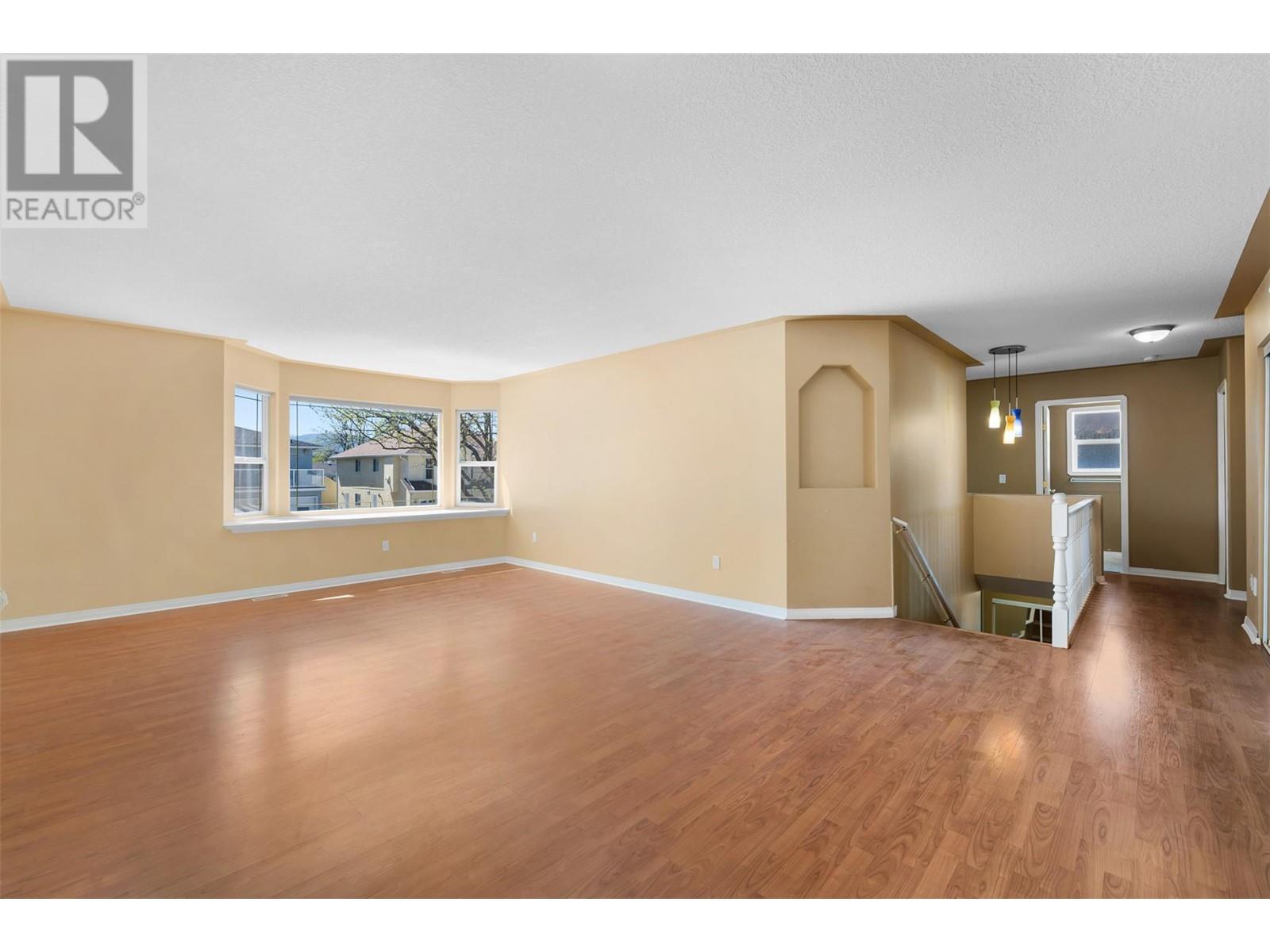  412 McLennan Crescent, Kelowna