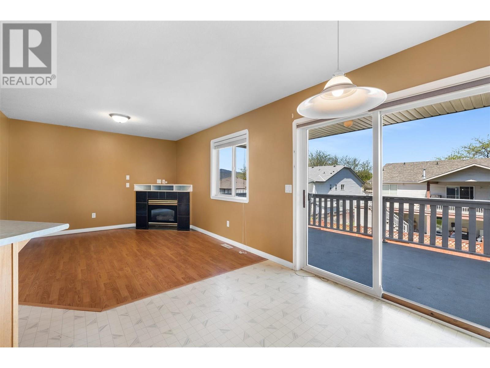  412 McLennan Crescent, Kelowna