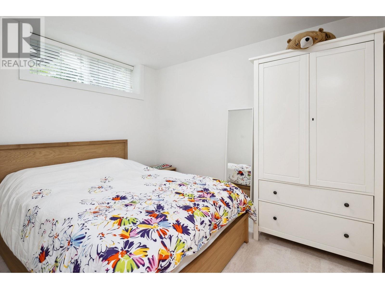 3322 W 40TH AVENUE, Vancouver real estate listing R2998573