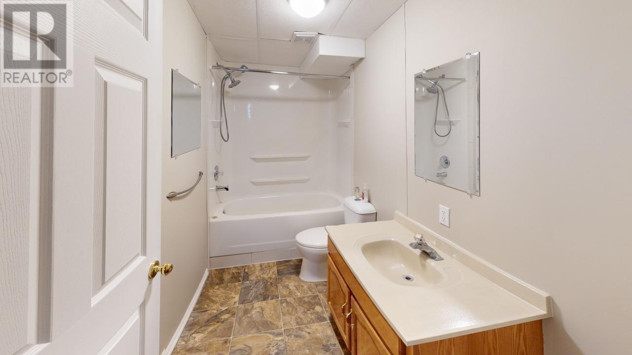 Photo 12 of 9308 112 Avenue, Fort St John BC