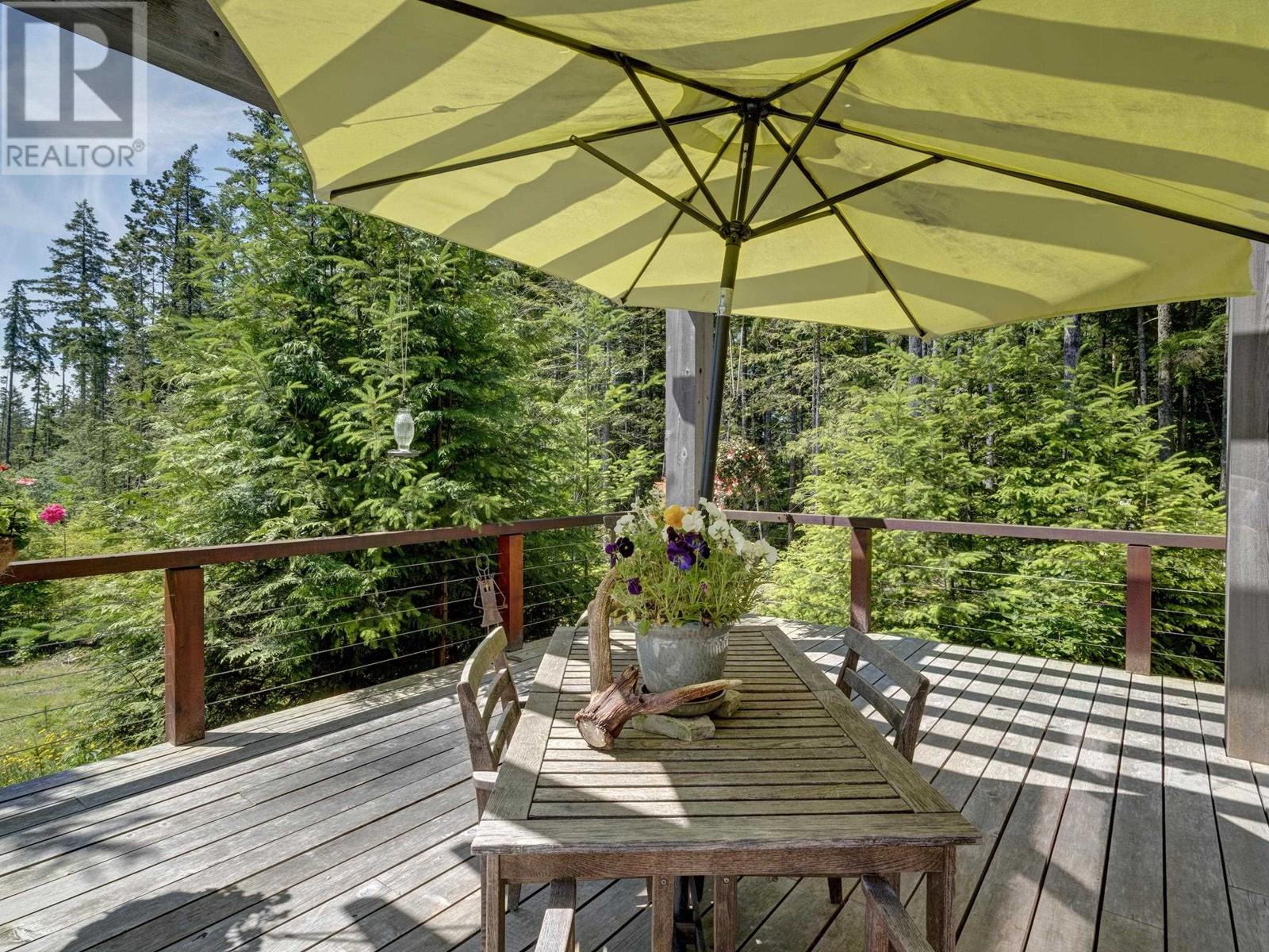 3163 CRYSTAL ROAD, Roberts Creek