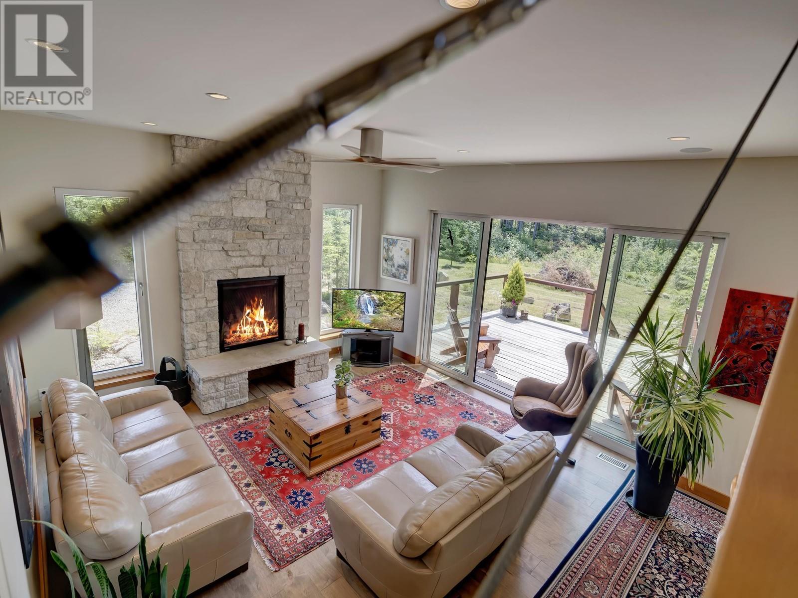 3163 CRYSTAL ROAD, Roberts Creek