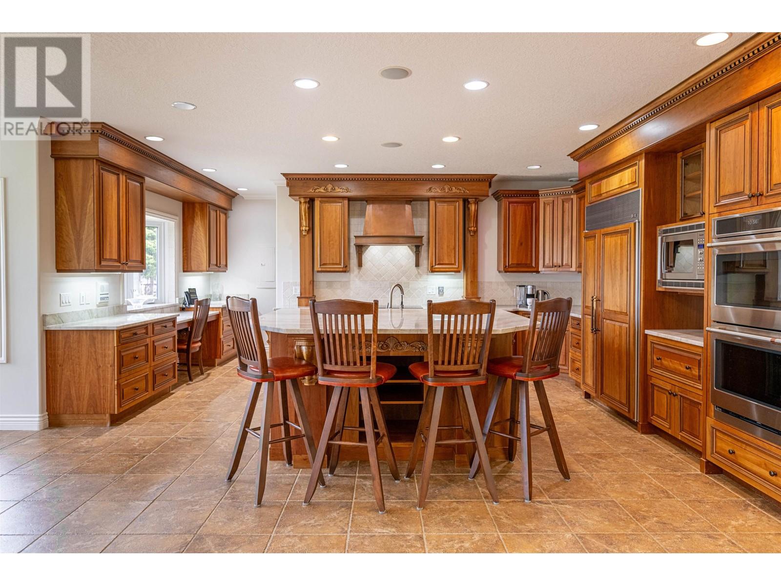 7003 VALLEYVIEW DRIVE, Prince George