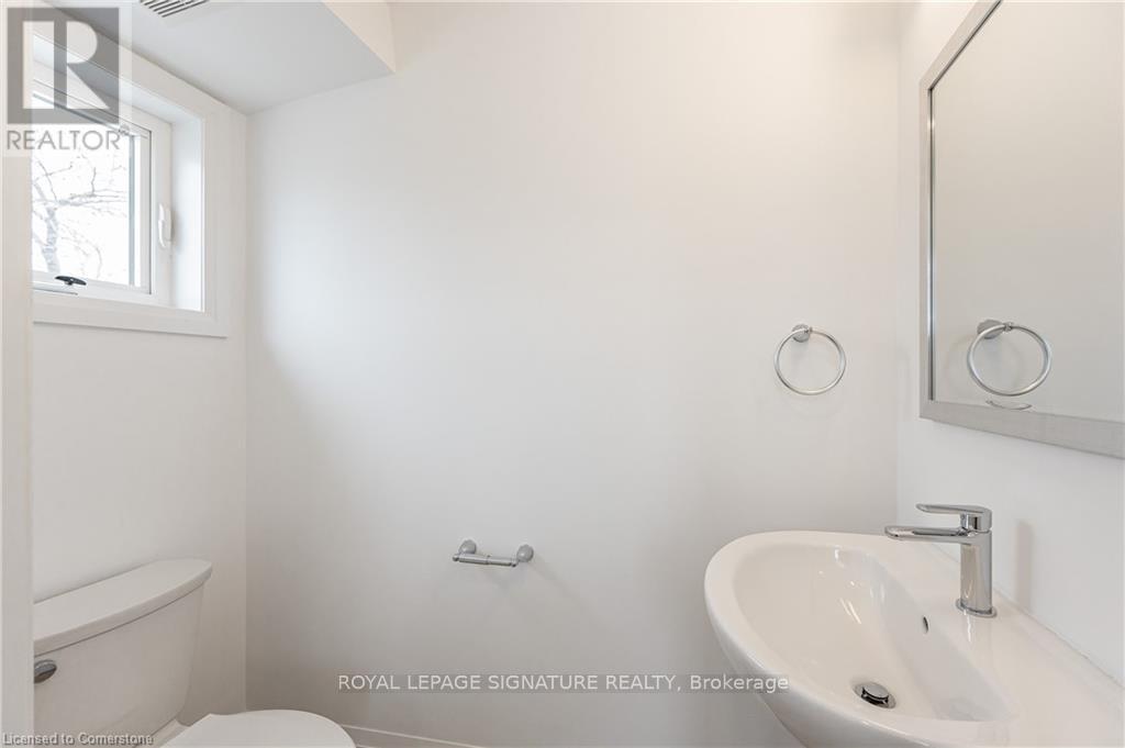 Photo 38 of 777 Beach Boulevard, Hamilton ON
