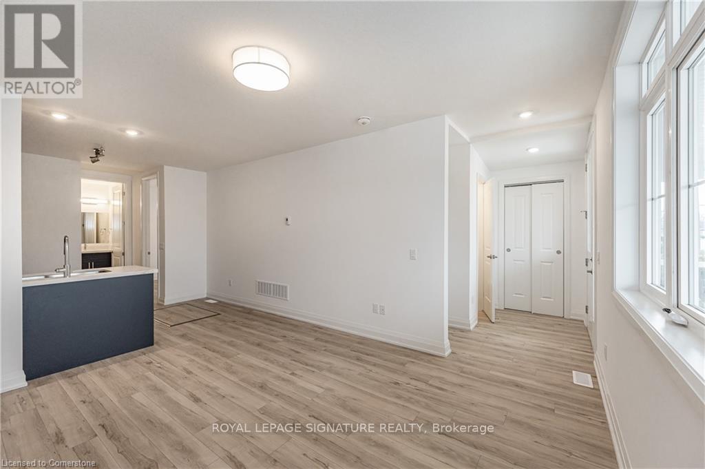 Photo 22 of 777 Beach Boulevard, Hamilton ON