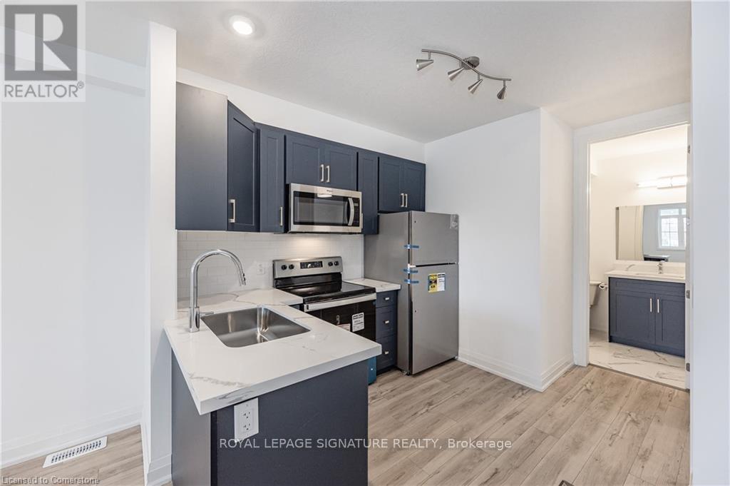 Photo 8 of 777 Beach Boulevard, Hamilton ON