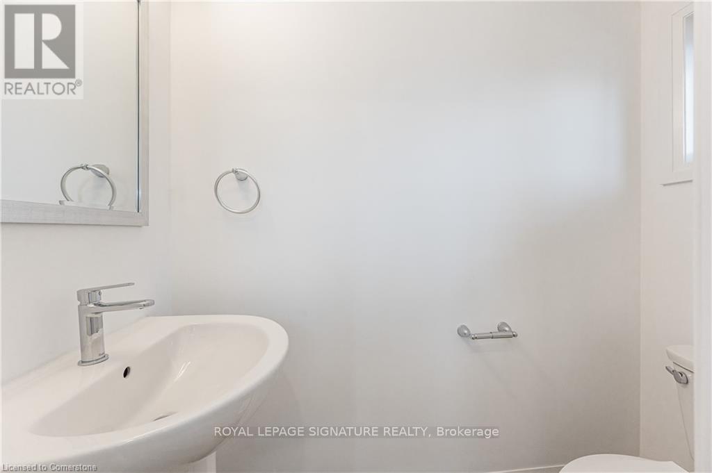 Photo 31 of 777 Beach Boulevard, Hamilton ON