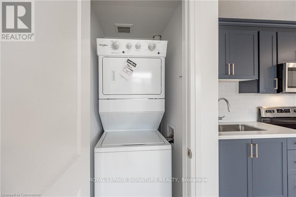 Photo 14 of 777 Beach Boulevard, Hamilton ON