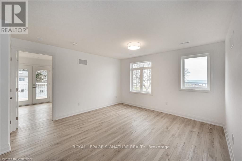 Photo 36 of 777 Beach Boulevard, Hamilton ON
