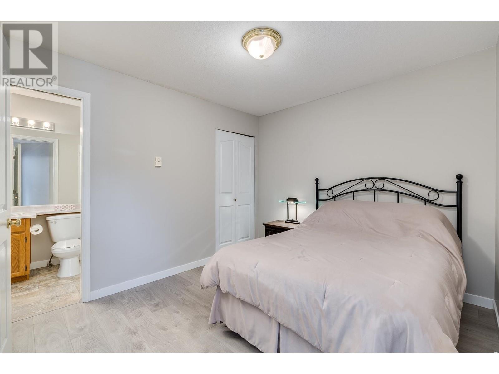 45 19060 FORD ROAD, Pitt Meadows real estate listing R3000050