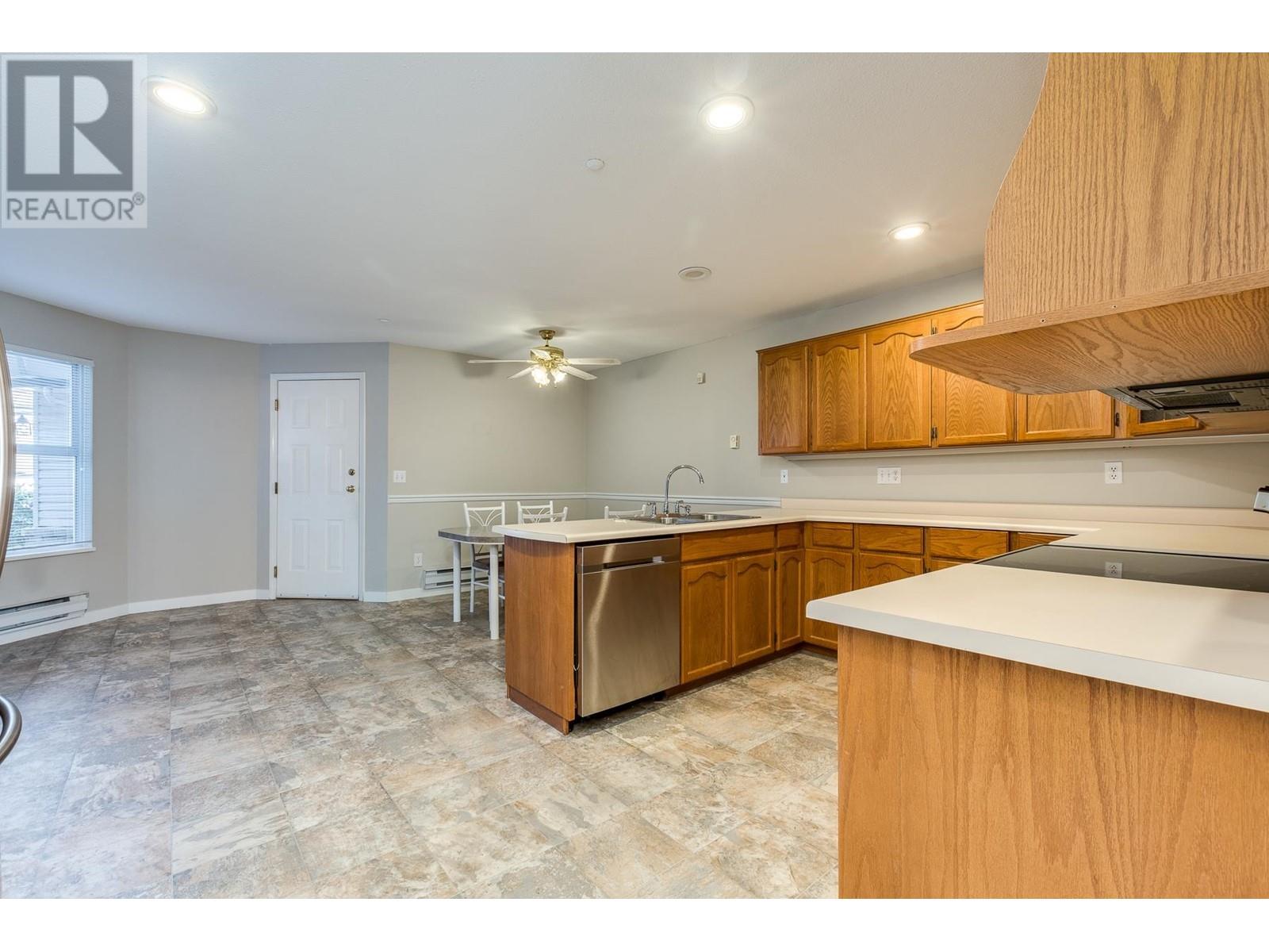 45 19060 FORD ROAD, Pitt Meadows real estate listing R3000050