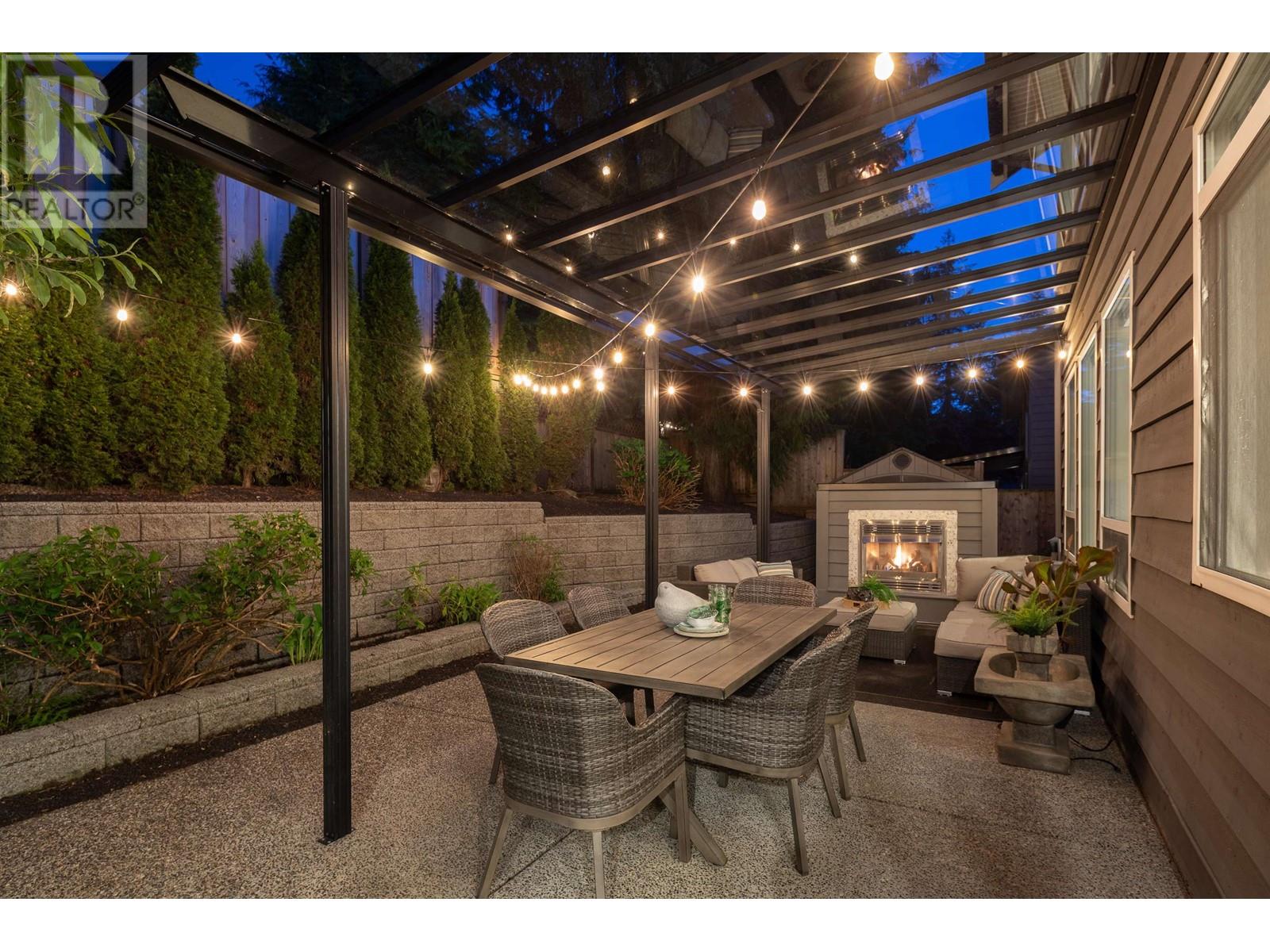2366 SUNNYSIDE ROAD, Anmore