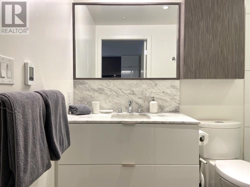 313 209 EAST 7TH AVENUE, Vancouver