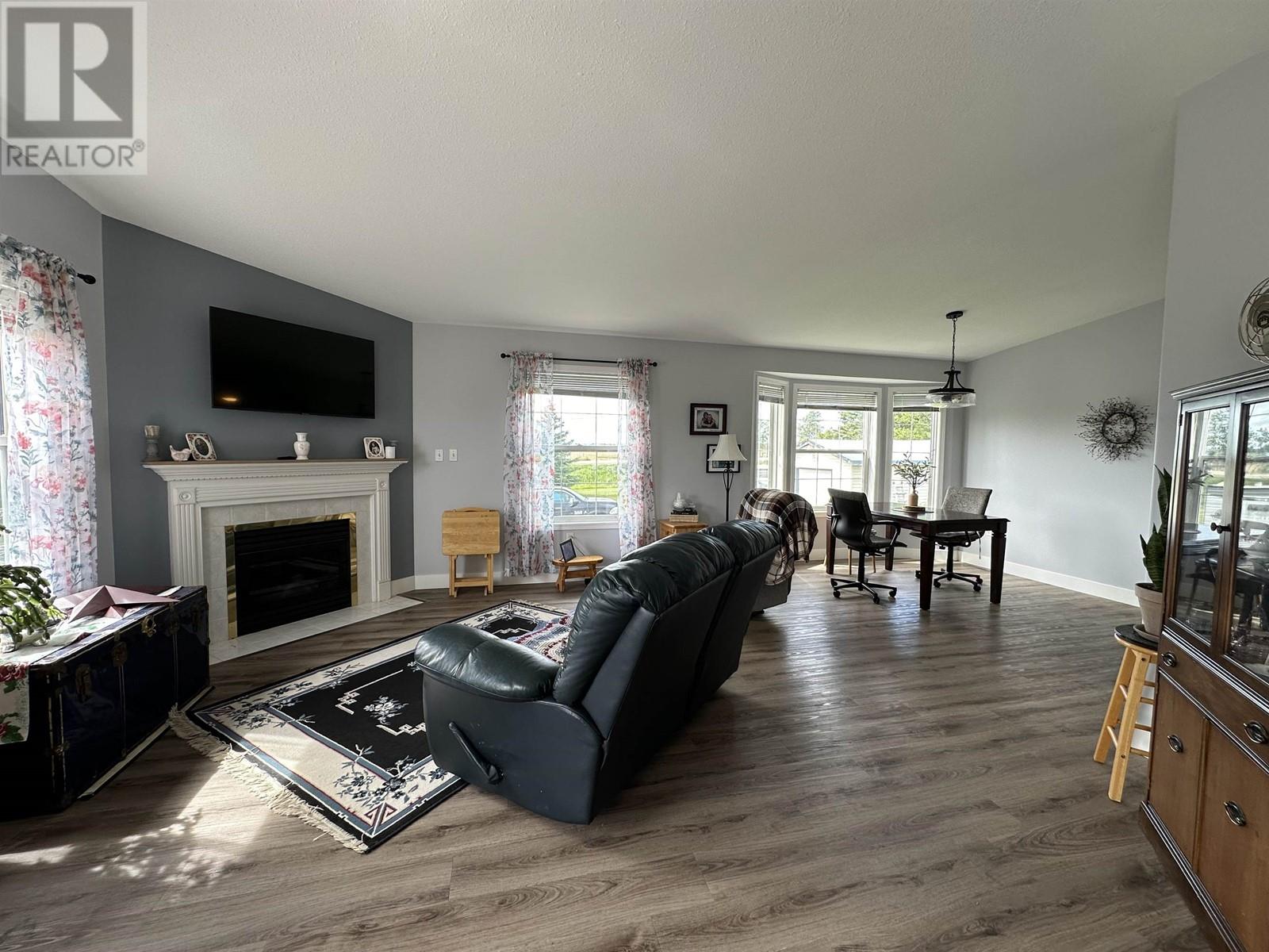 9789 255 ROAD, Fort St. John