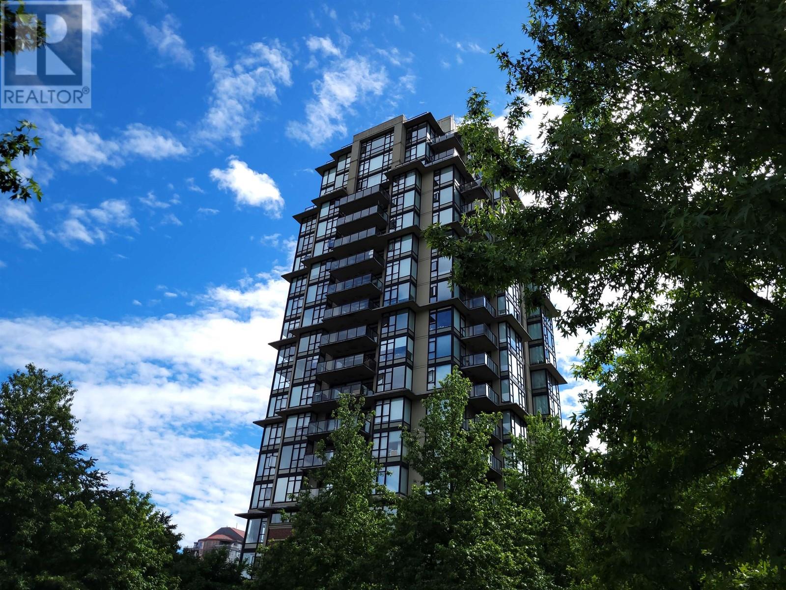 Photo 1 of 1101 11 E Royal Avenue, New Westminster BC