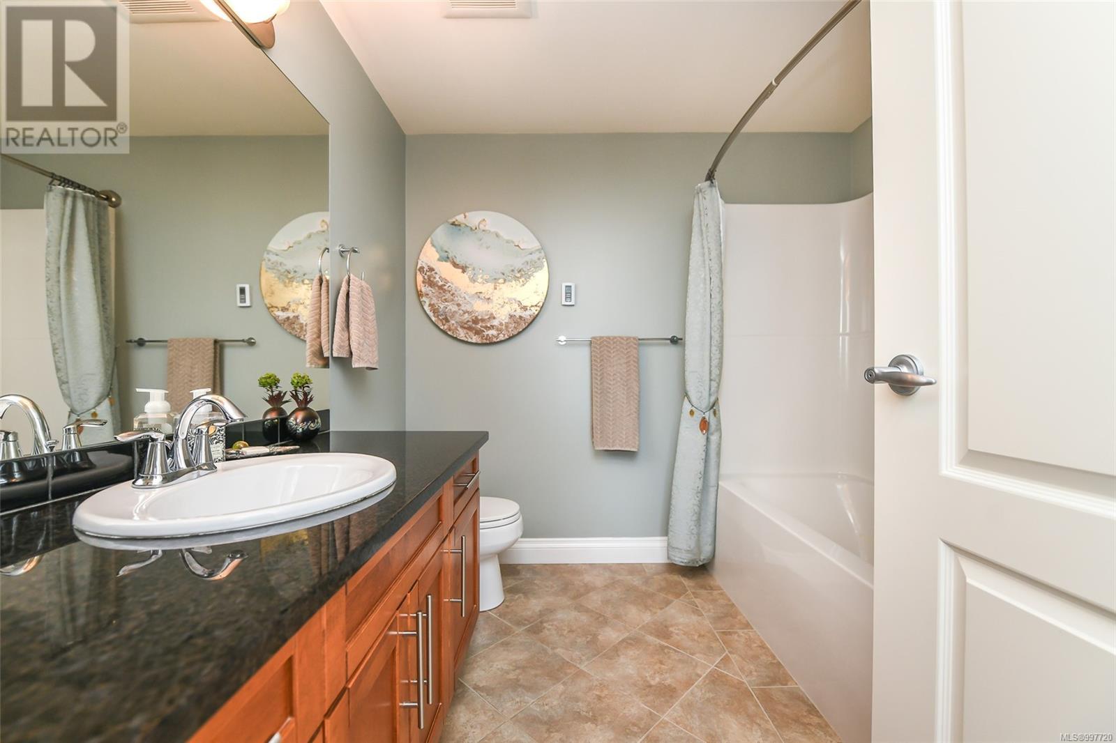 #625 3666 ROYAL VISTA WAY - Image 21