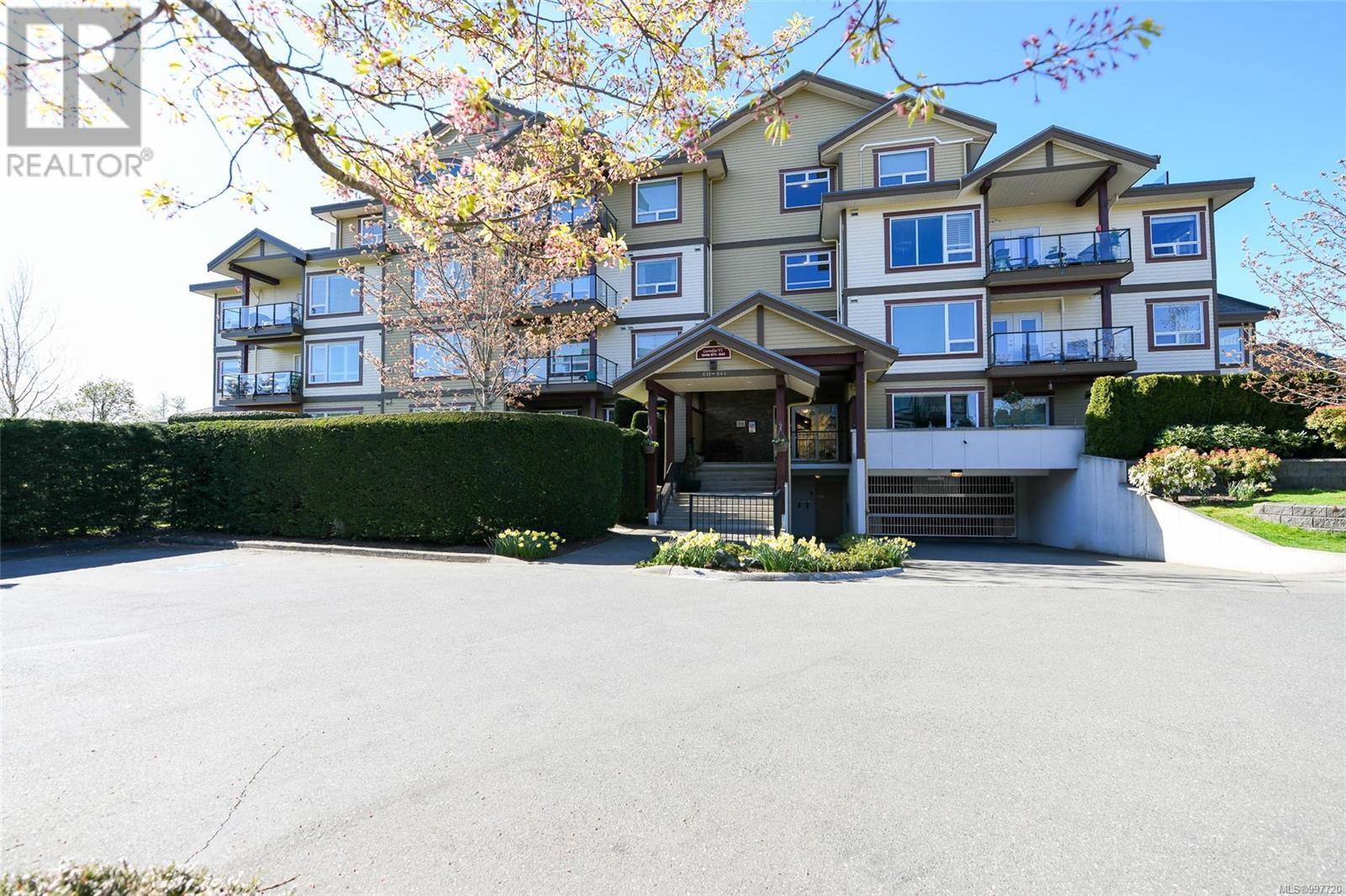 #625 3666 ROYAL VISTA WAY - Image 31