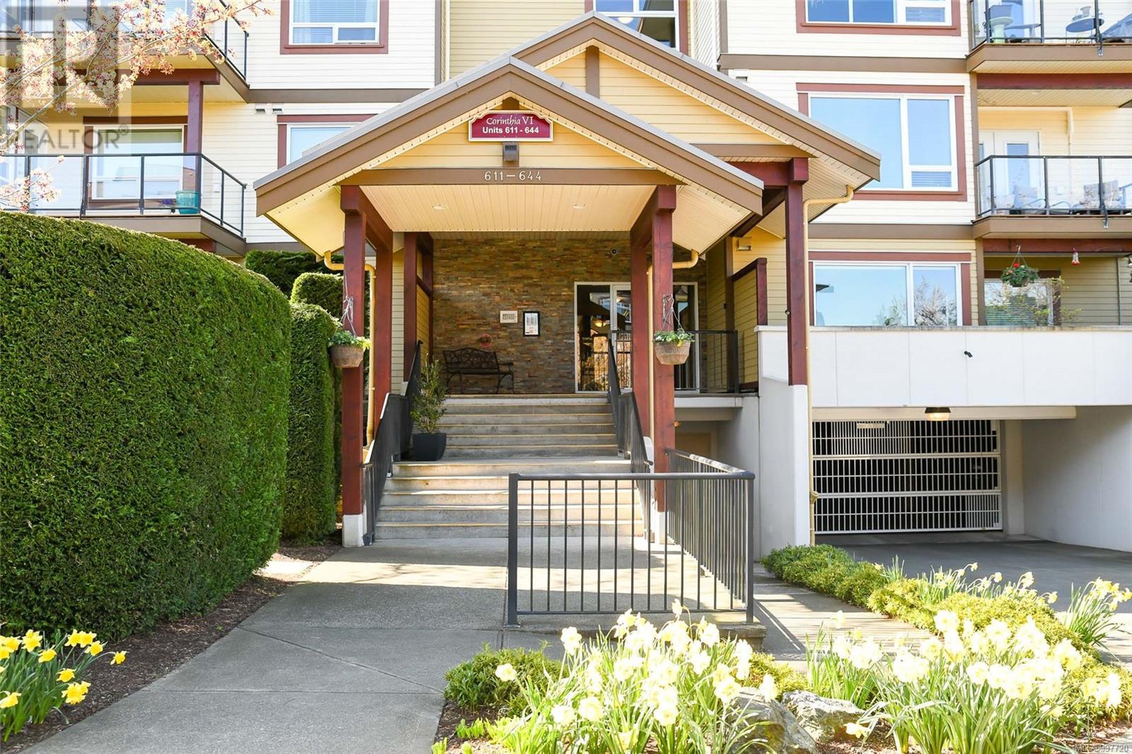 #625 3666 ROYAL VISTA WAY - Image 33