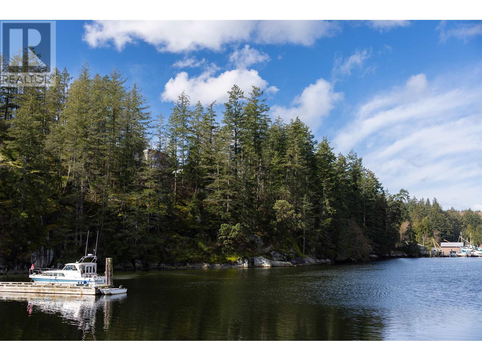 Photo 24 of 5778 Marine Way, Sechelt BC