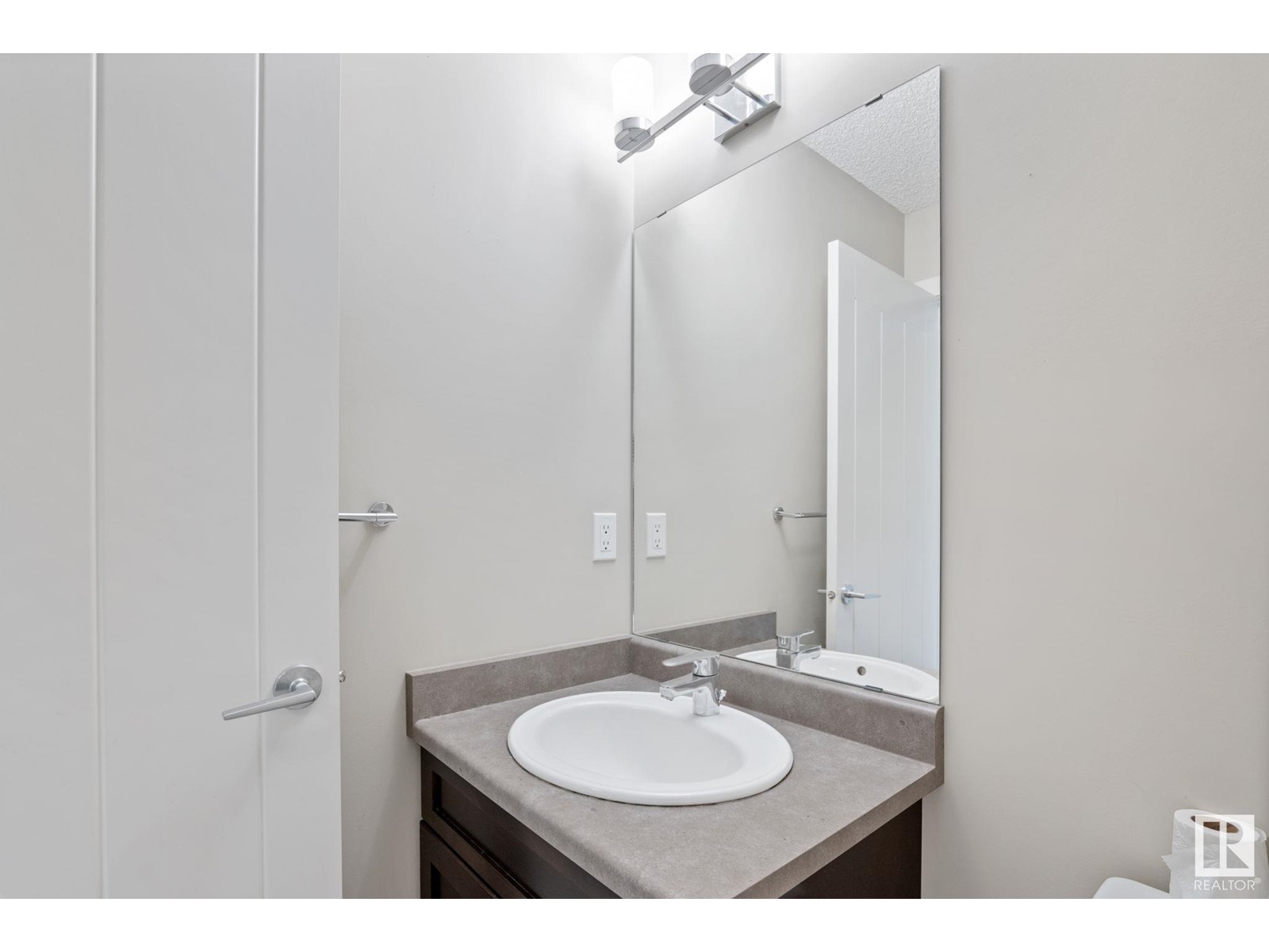 #38 415 CLAREVIEW RD NW, Edmonton