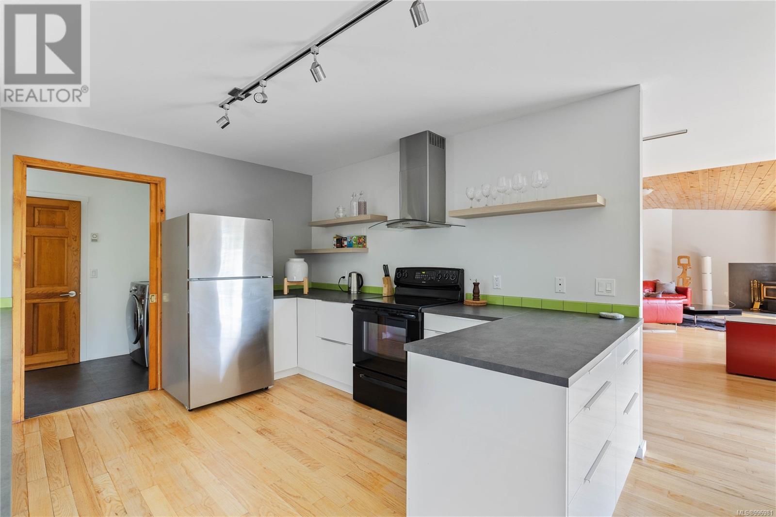  260 Old Divide Road, Salt Spring