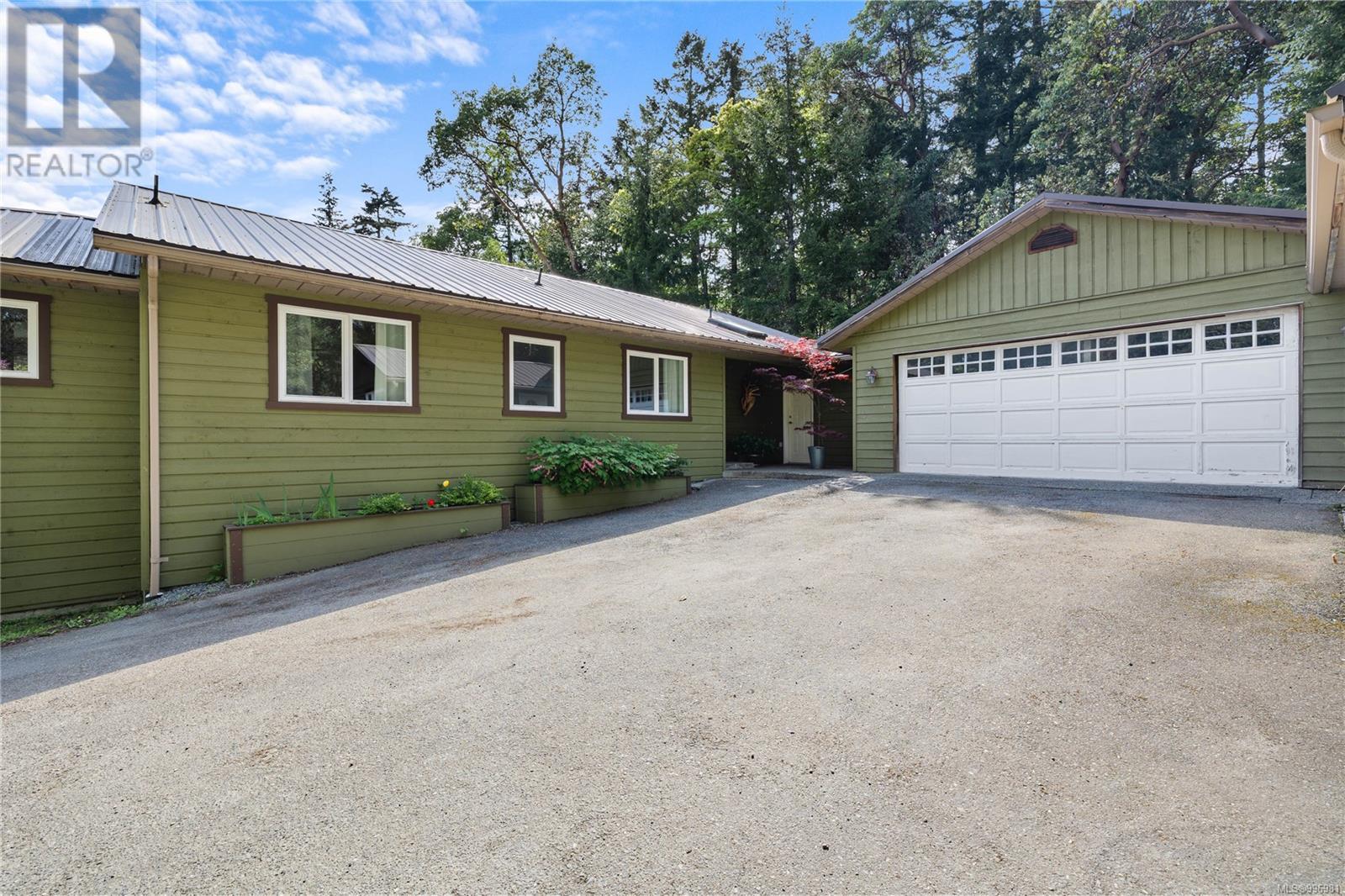  260 Old Divide Road, Salt Spring