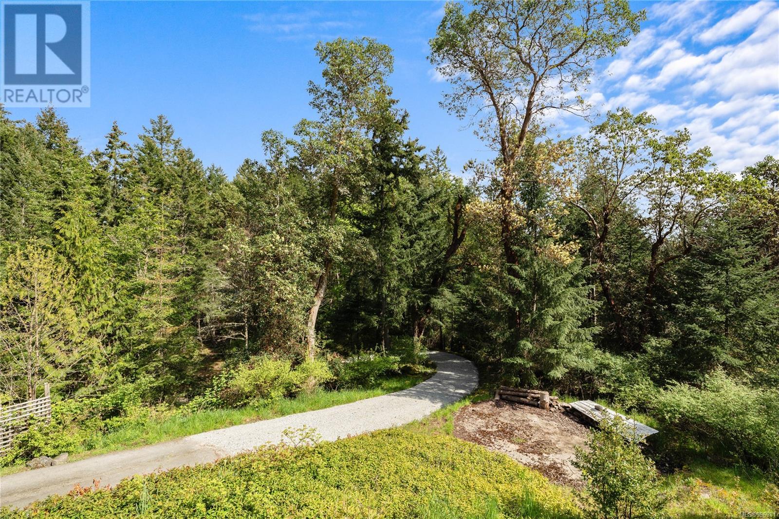  260 Old Divide Road, Salt Spring