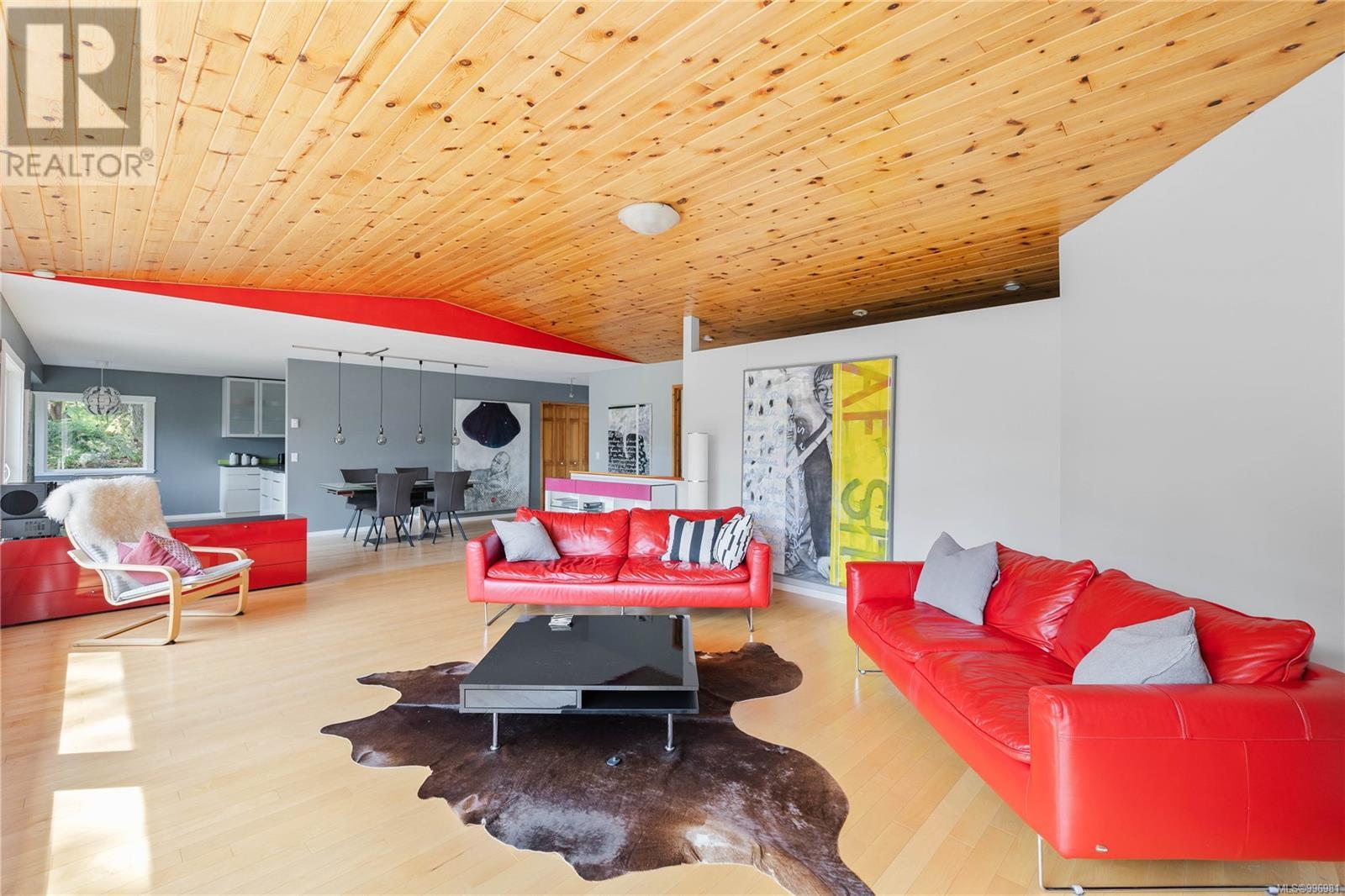 260 Old Divide Road, Salt Spring