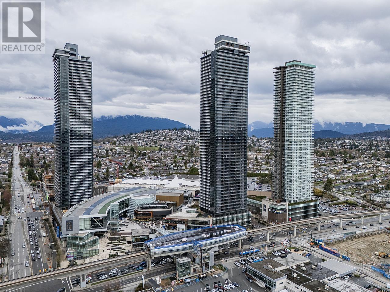 Photo 4 of 3408 2085 Skyline Court, Burnaby BC