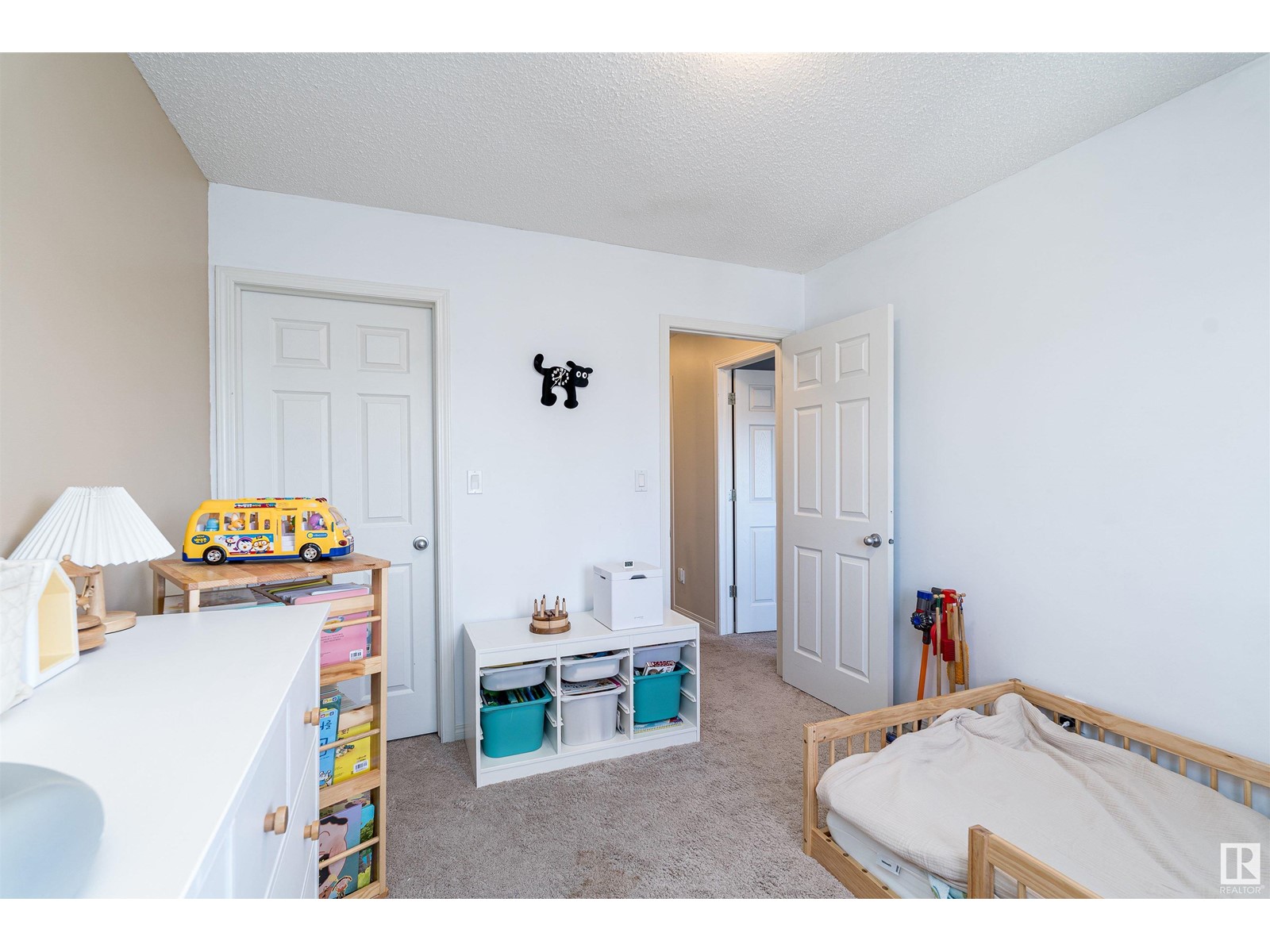 1806 CARRUTHERS LN SW, Edmonton