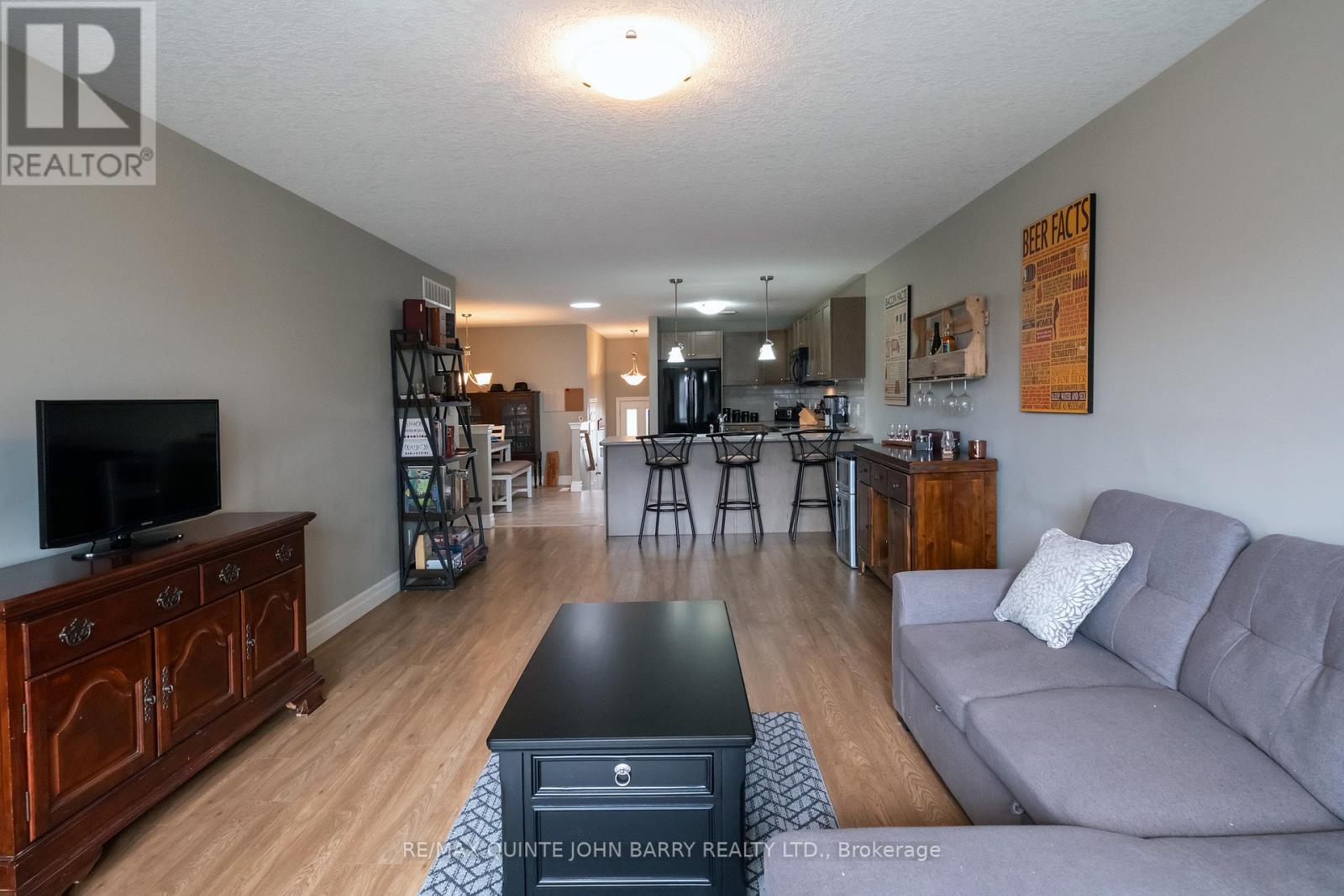 Photo 21 of 79 Cortland Crescent, Quinte West ON