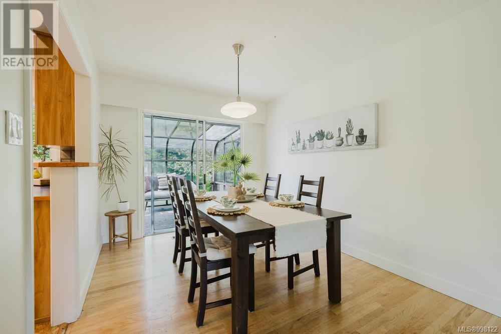 3810 Gordon Head Rd, Saanich
