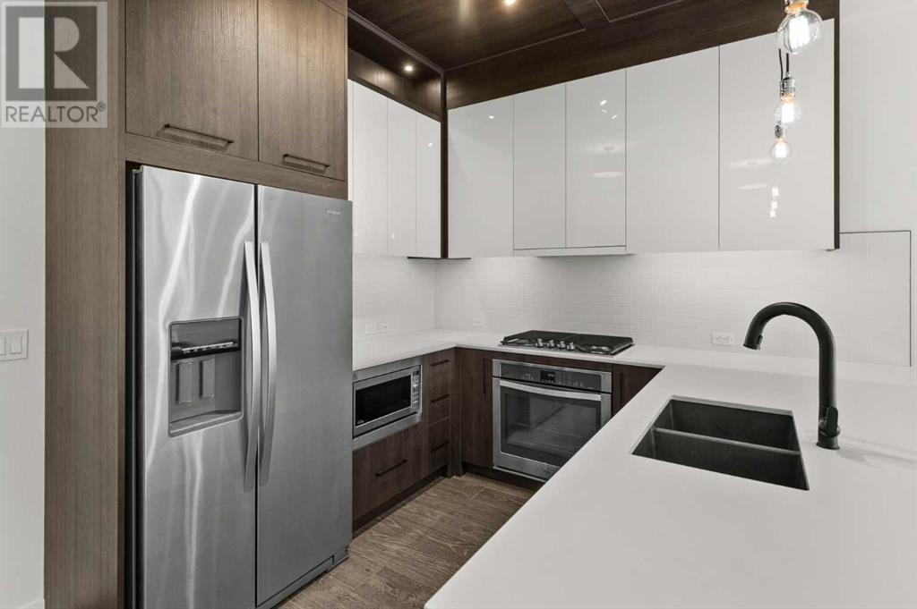 Single Family House for Sale in    Avenue SW Shaganappi Calgary 