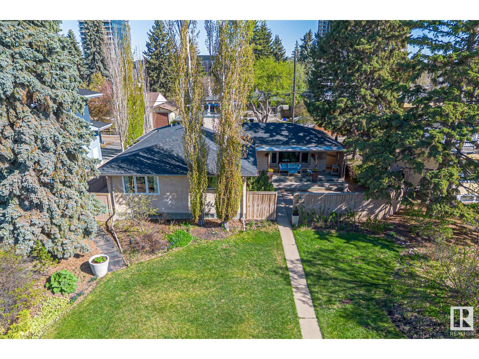 14008 101 AV NW NW, Edmonton