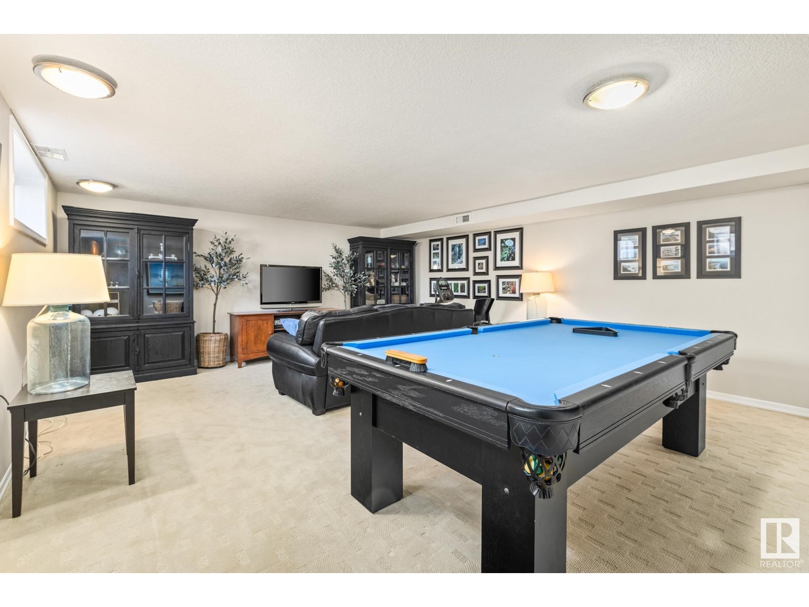 14008 101 AV NW NW, Edmonton