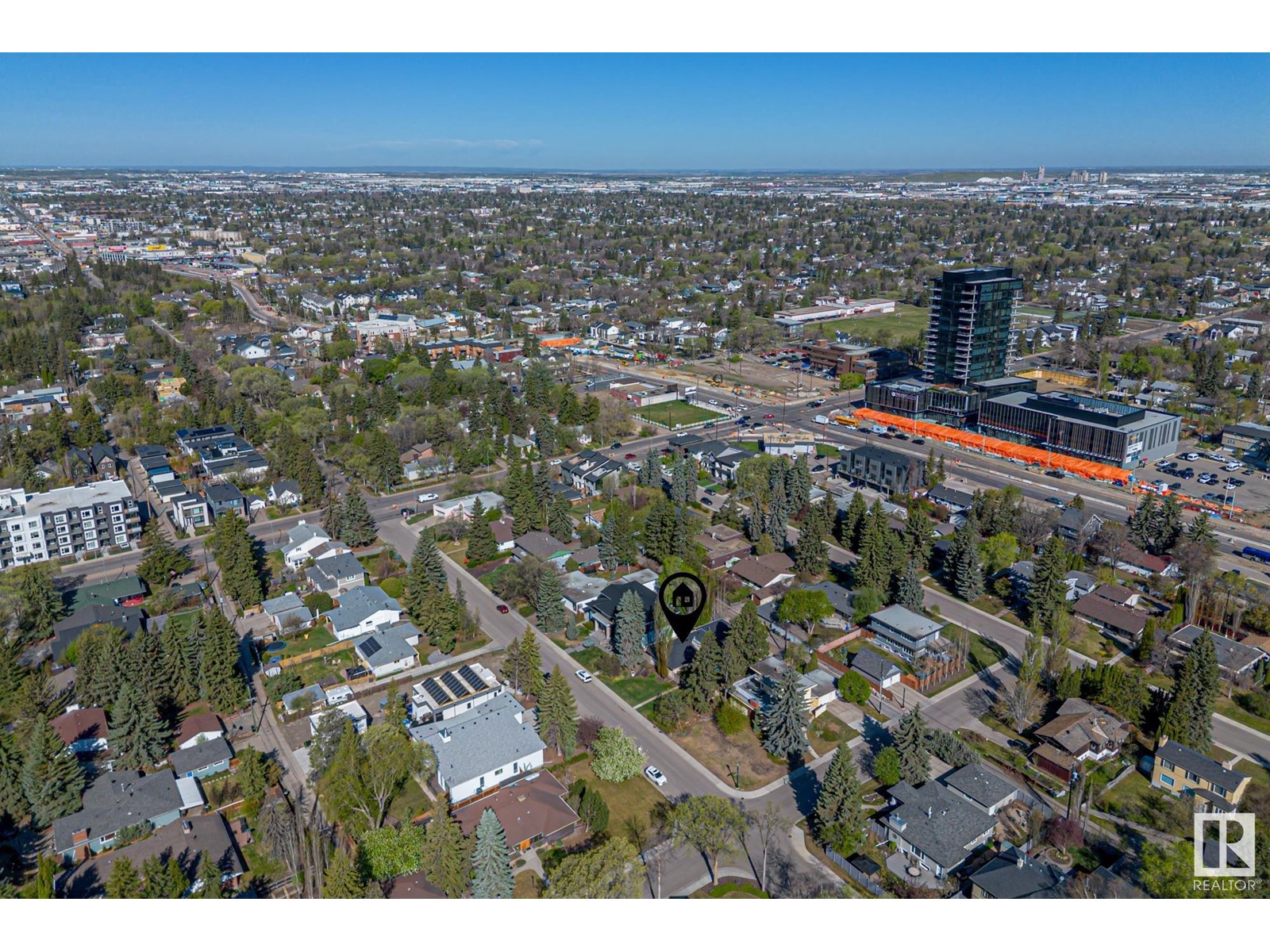 14008 101 AV NW NW, Edmonton