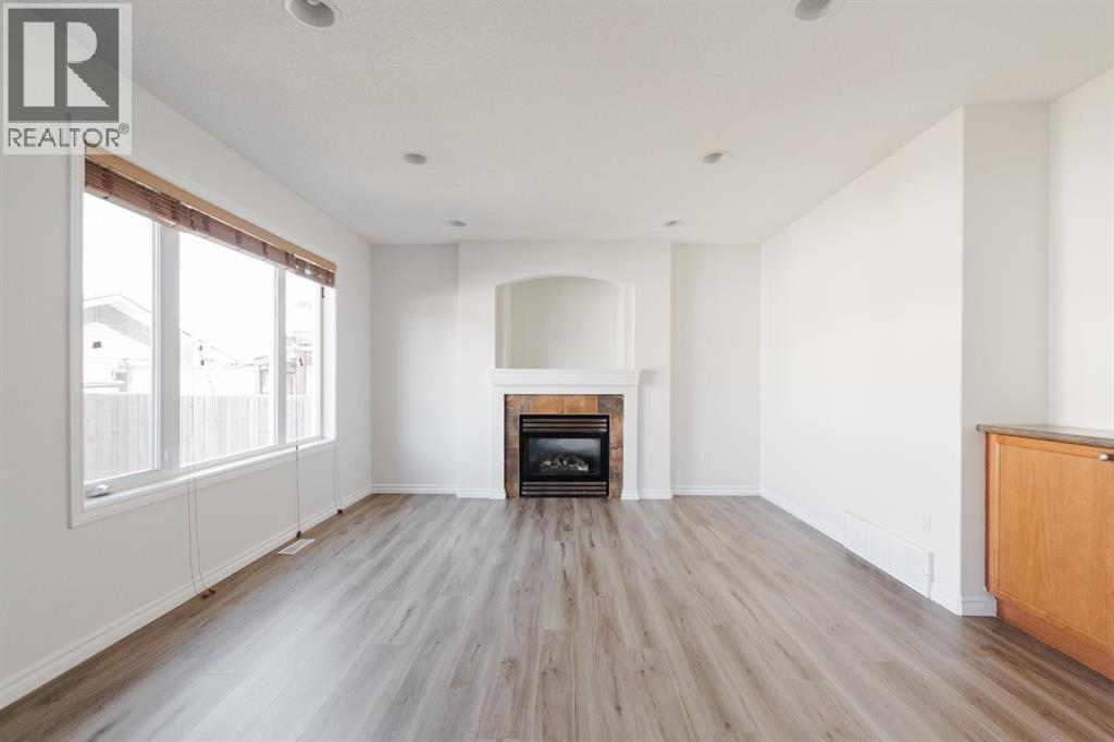 140 Warbler Avenue, Fort McMurray