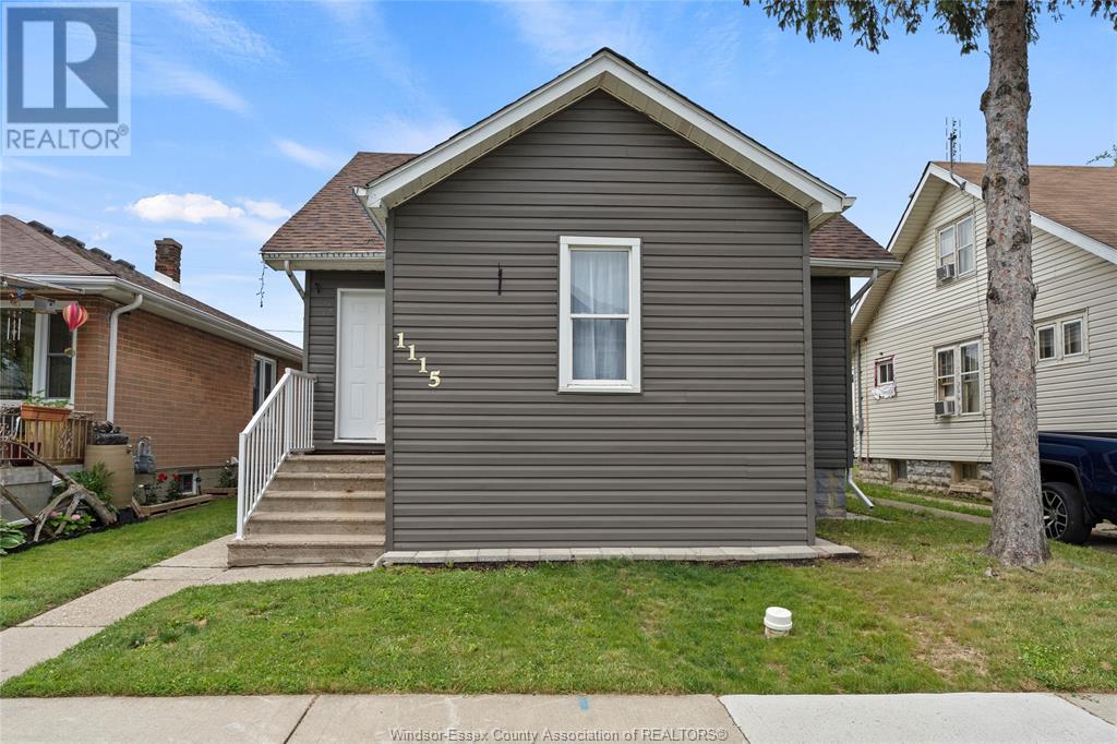 Photo 1 of 1115 Highland Avenue, Windsor ON