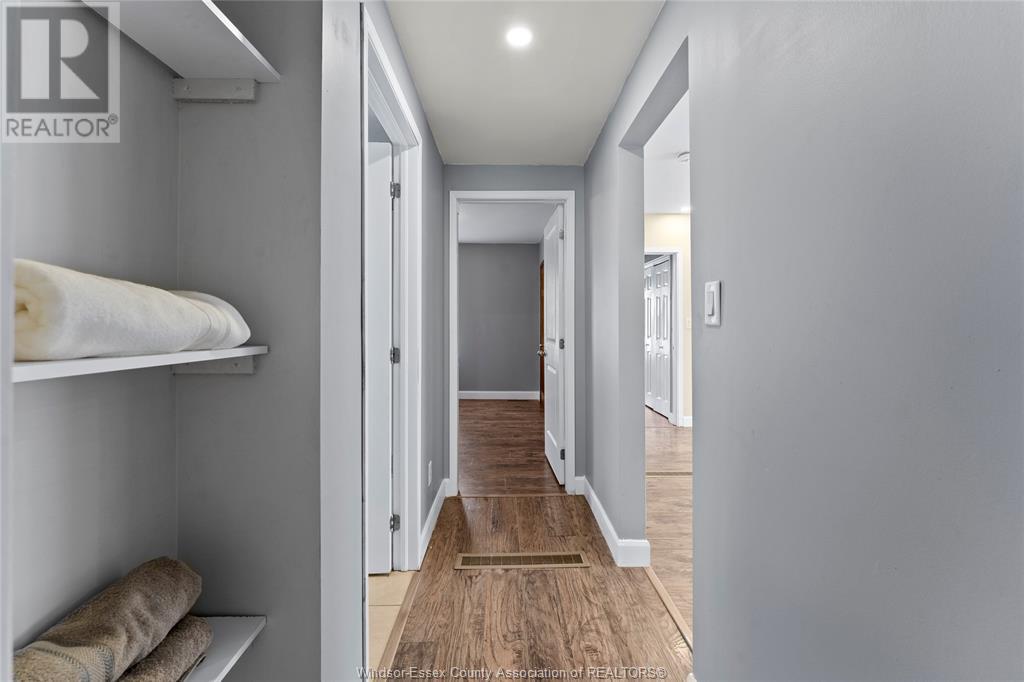 Photo 16 of 1115 Highland Avenue, Windsor ON
