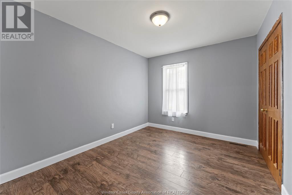 Photo 17 of 1115 Highland Avenue, Windsor ON