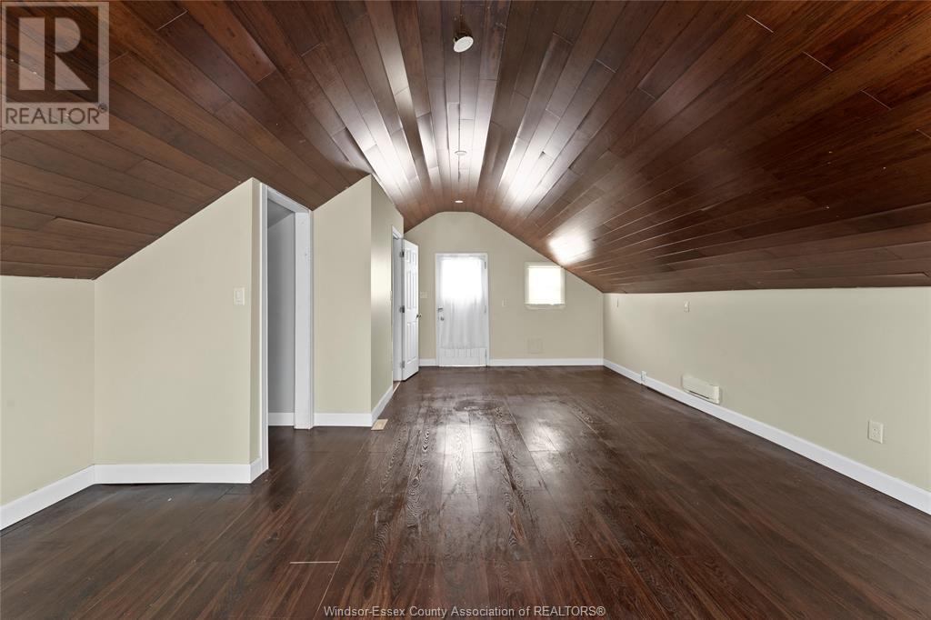Photo 19 of 1115 Highland Avenue, Windsor ON