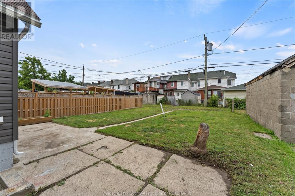 Photo 29 of 1115 Highland Avenue, Windsor ON