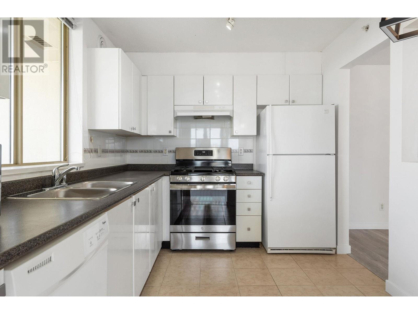 Photo 11 of 1105 8238 Saba Road, Richmond BC