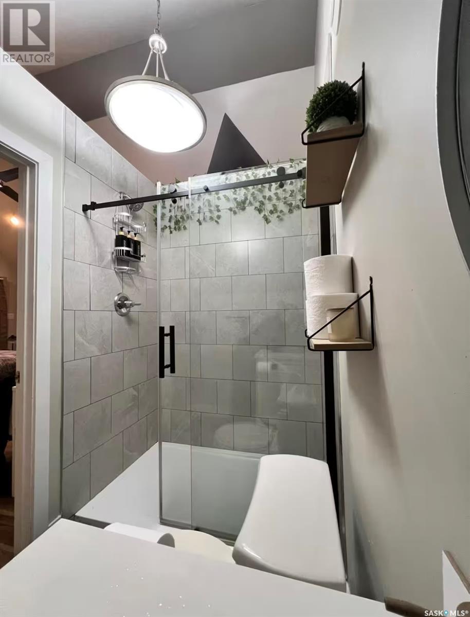 Single Family House for Sale in  D AVENUE N Saskatoon 
