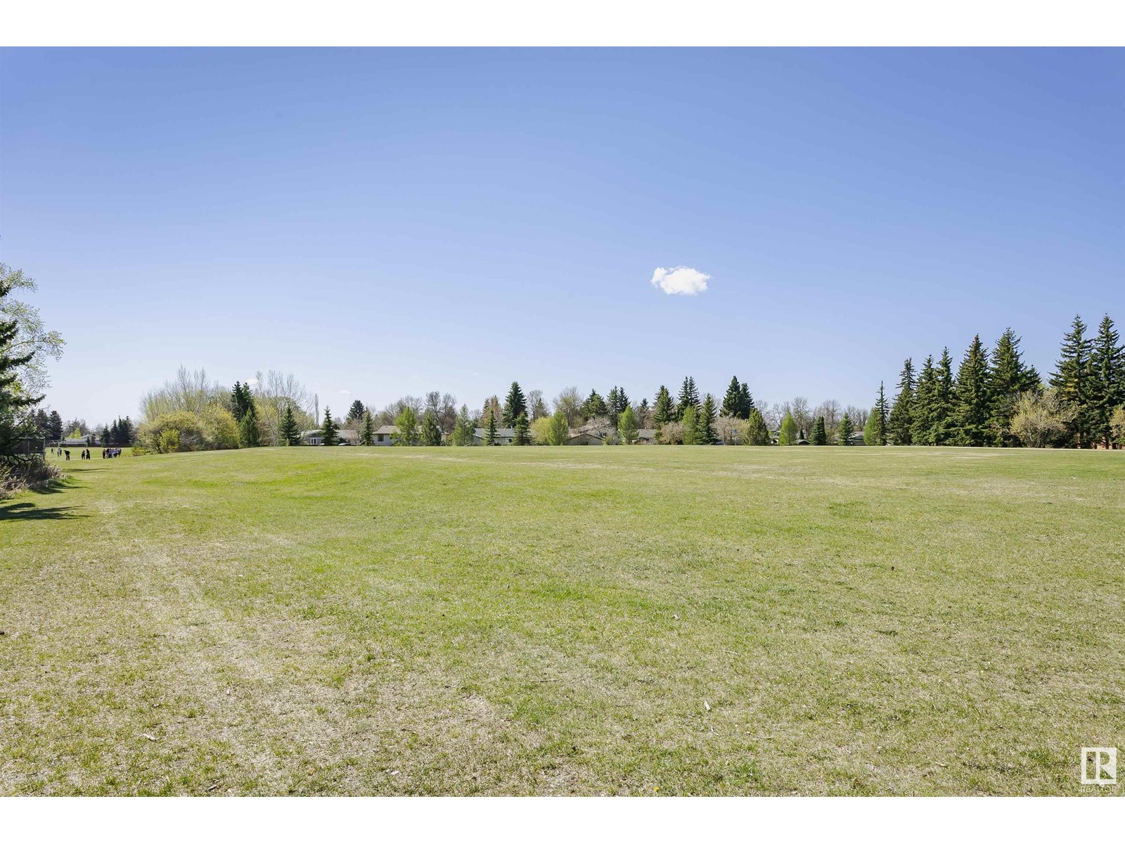 28 LABELLE CR, St. Albert