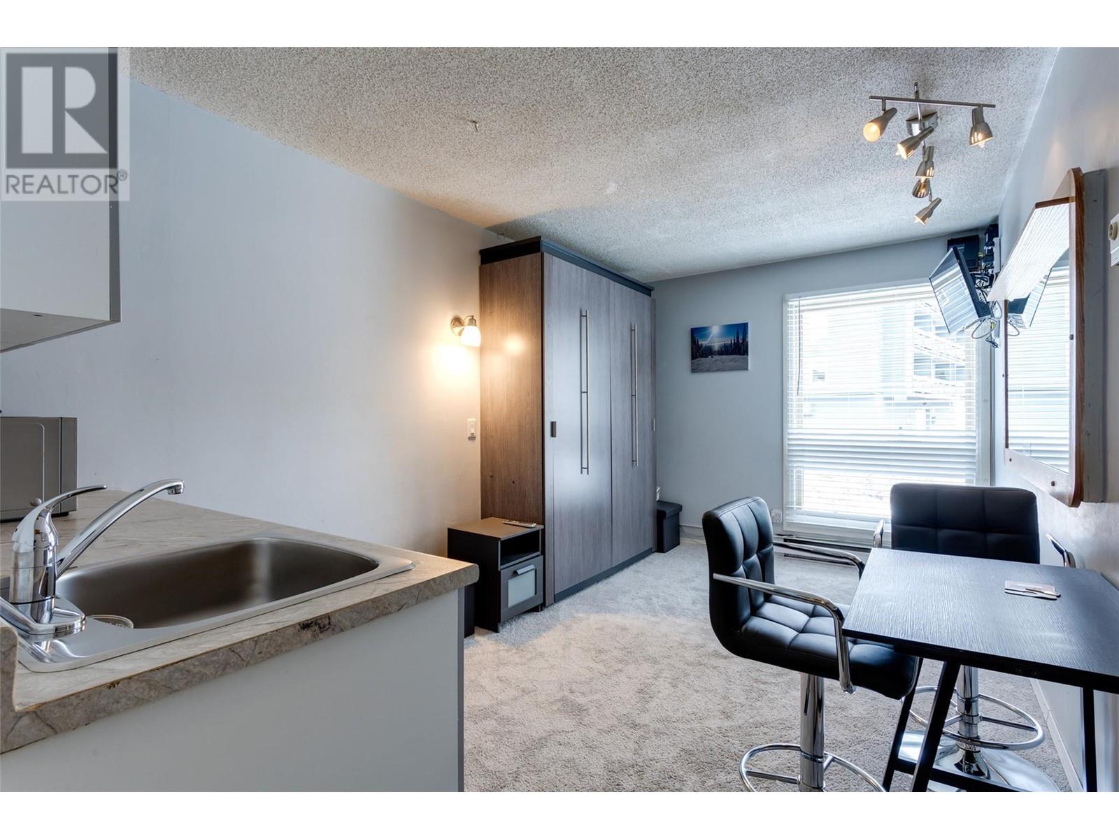 230 5375 Big White Road, Big White