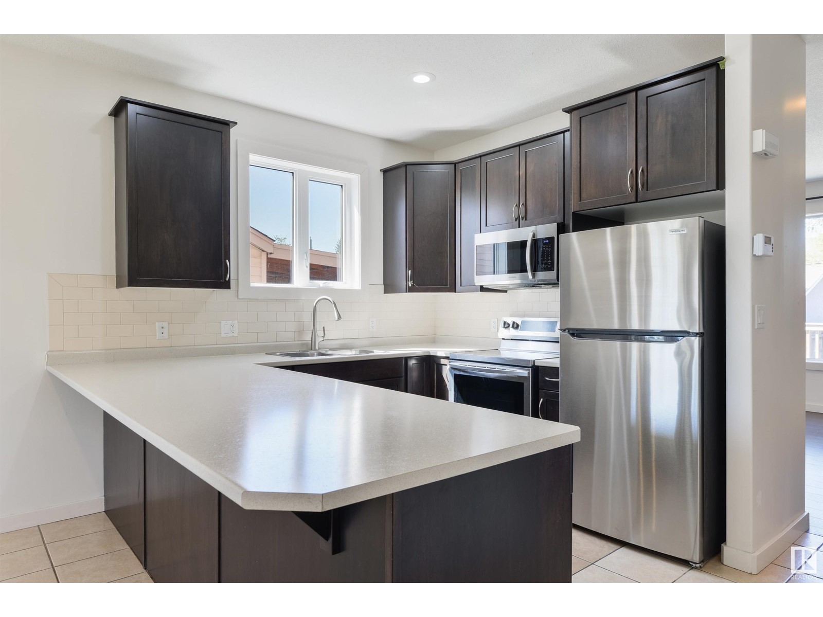 9212 154 ST NW, Edmonton